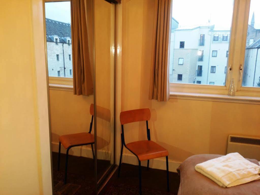 Edinburgh City Center Coady Apartment Sleeps 5 Free Car Park Space Exterior foto
